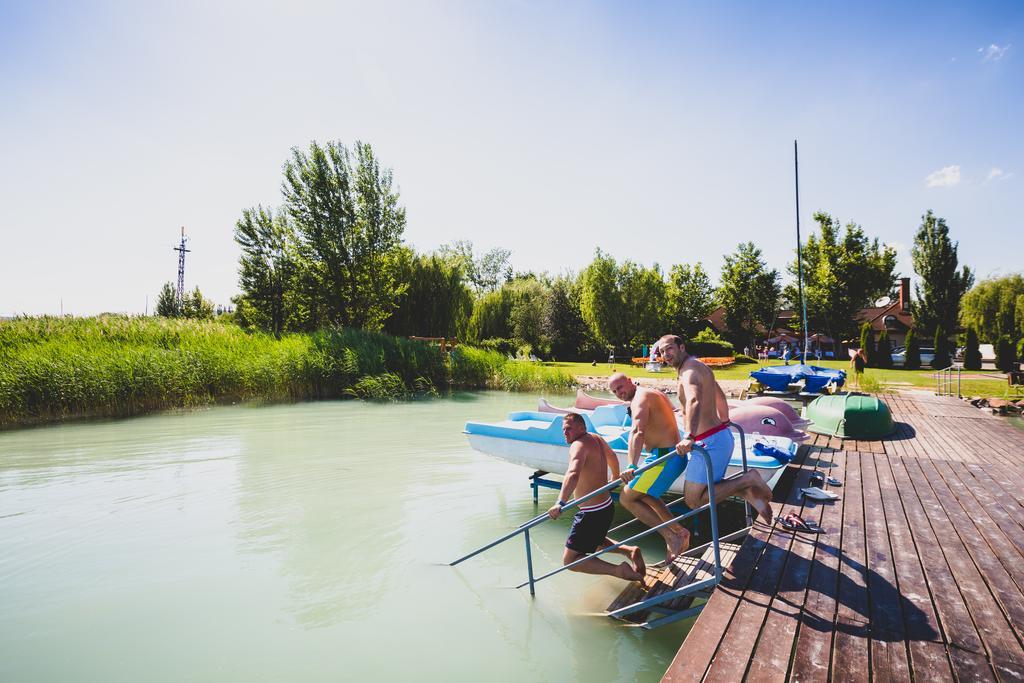Hotel Monopoly Balatonalmádi Kültér fotó