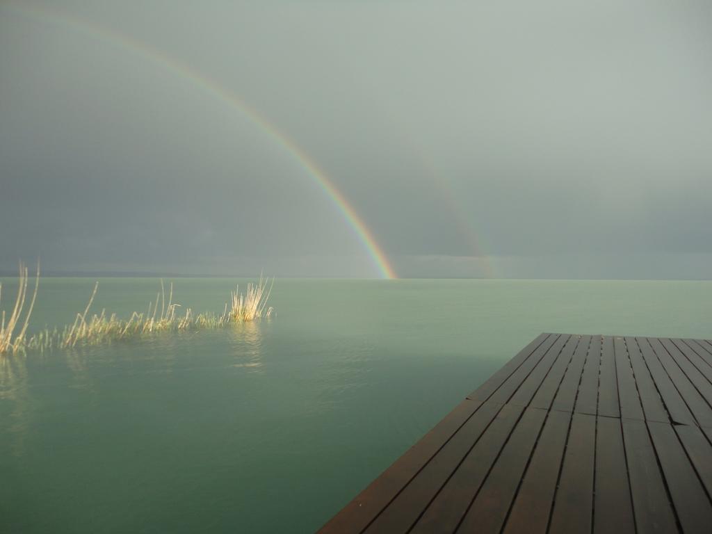 Hotel Monopoly Balatonalmádi Kültér fotó